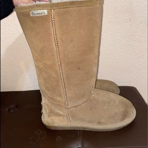 BearPaw Cozy Boots